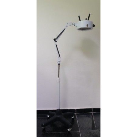 Suporte de Moxa - Tripé com Rodas